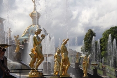 Peterhof Fountain Central